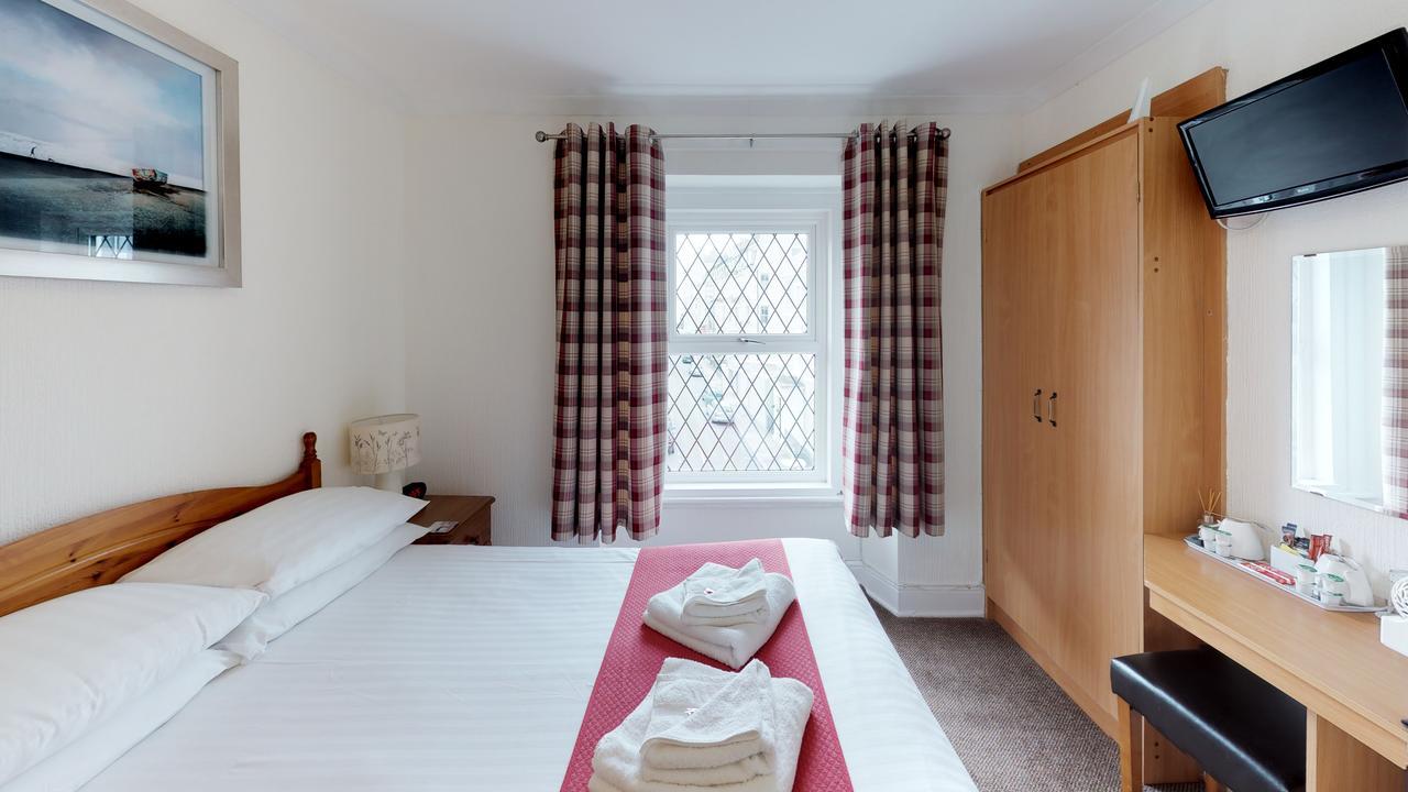 The Tudor Guest House Plymouth Eksteriør bilde